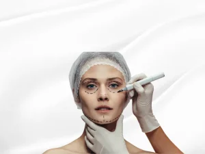 بهترین سن برای جراحی لیفت صورت و نتایج ماندگار آن